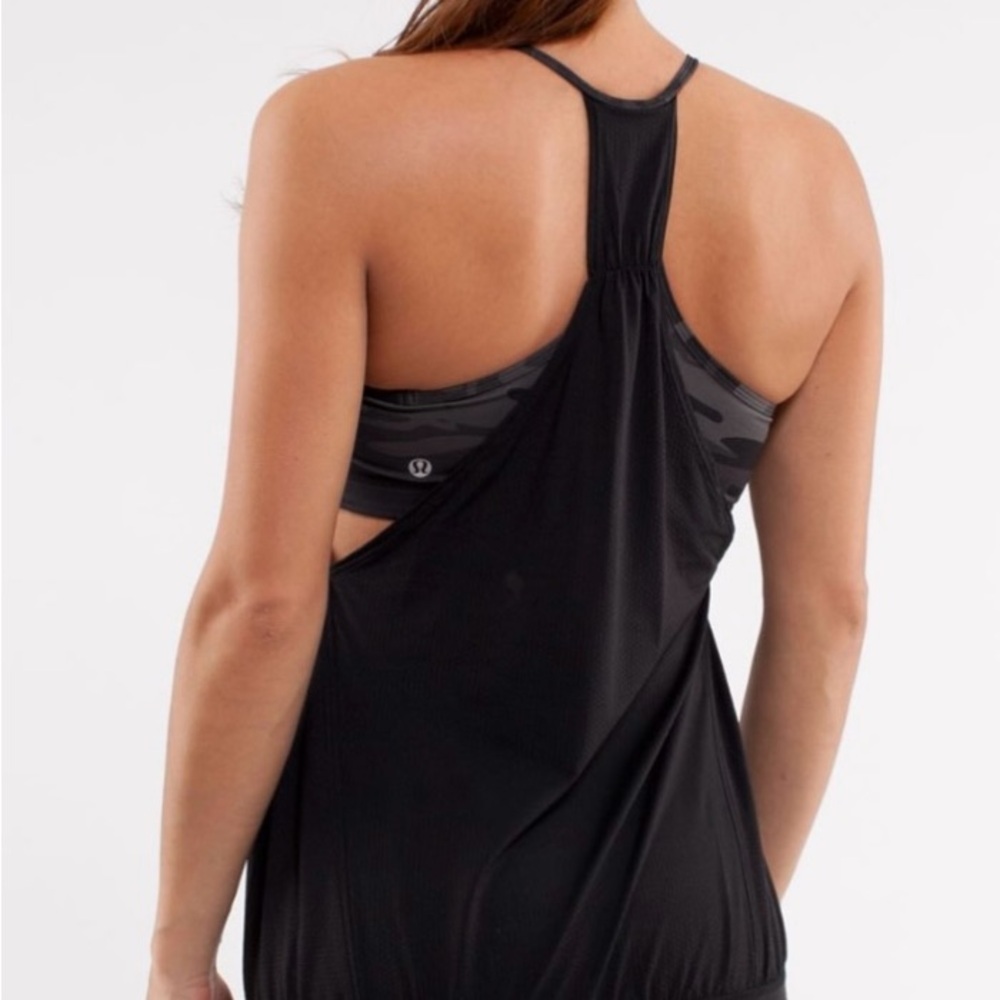 Lululemon No Limits Tank, size 4, women’s exercise yoga tank top